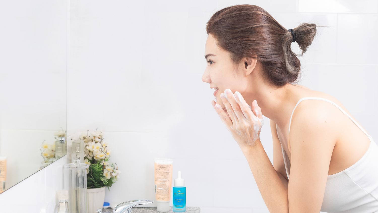 Face the Day: A Guide To Choosing the Perfect Cleanser for Your Unique Skin
